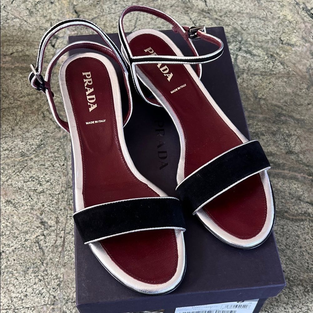 Prada Women's Black and Cream Sandals